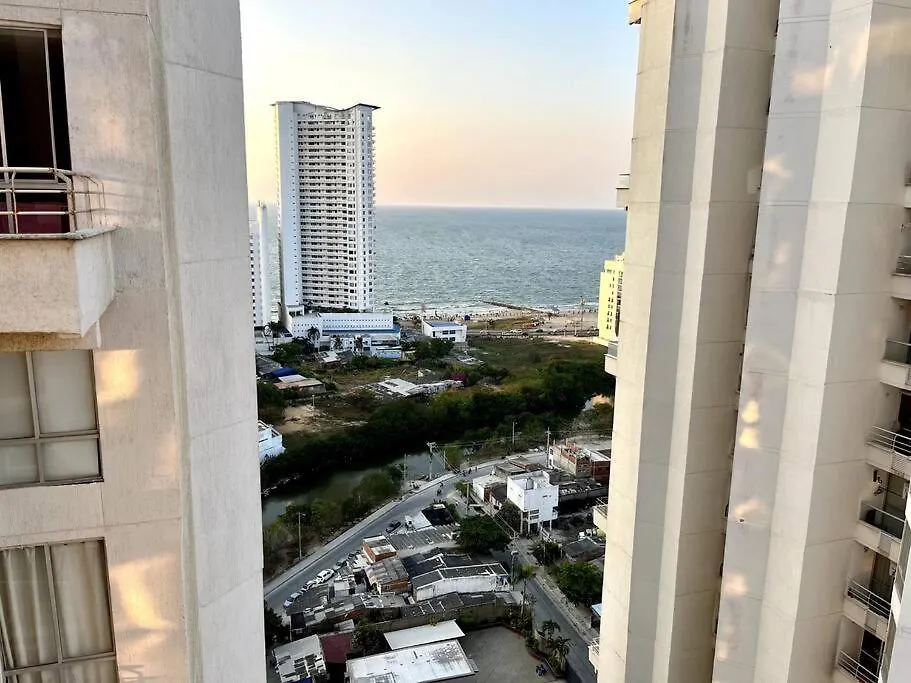 Paz Y Amor En Cartagena Colombia